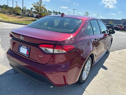 Used 2023 Toyota Corolla LE FWD image 19