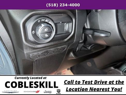 New 2026 Jeep Gladiator Sport AWD/4WD image 17