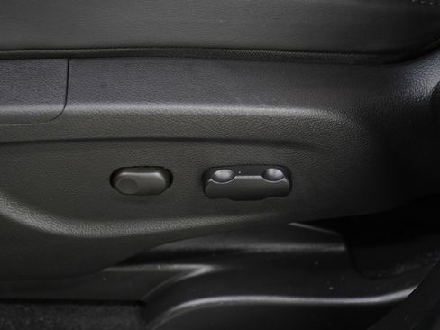 Used 2019 Buick Encore Preferred w/ Safety Package AWD/4WD image 23