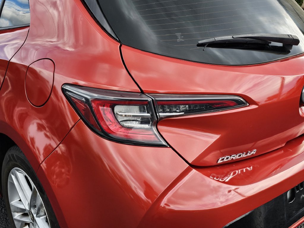 Used 2019 Toyota Corolla SE FWD image 7