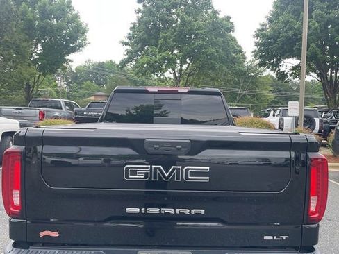 Used 2023 GMC Sierra 1500 SLT w/ SLT Premium Package AWD/4WD image 3