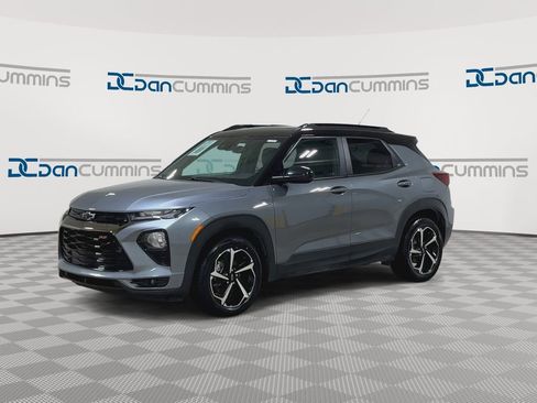 Used 2021 Chevrolet TrailBlazer RS w/ Sun and Liftgate Package FWD image 5