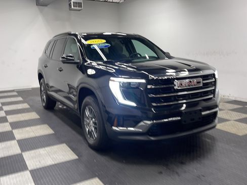Used 2025 GMC Acadia Elevation AWD/4WD image 23