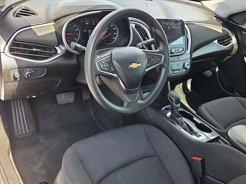Certified 2024 Chevrolet Malibu LS FWD image 12
