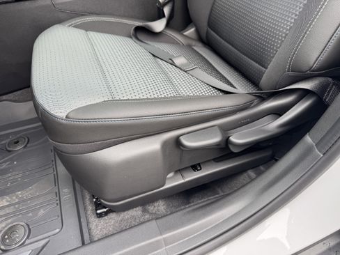 New 2026 Chevrolet Trax LT w/ Driver Confidence Package image 14