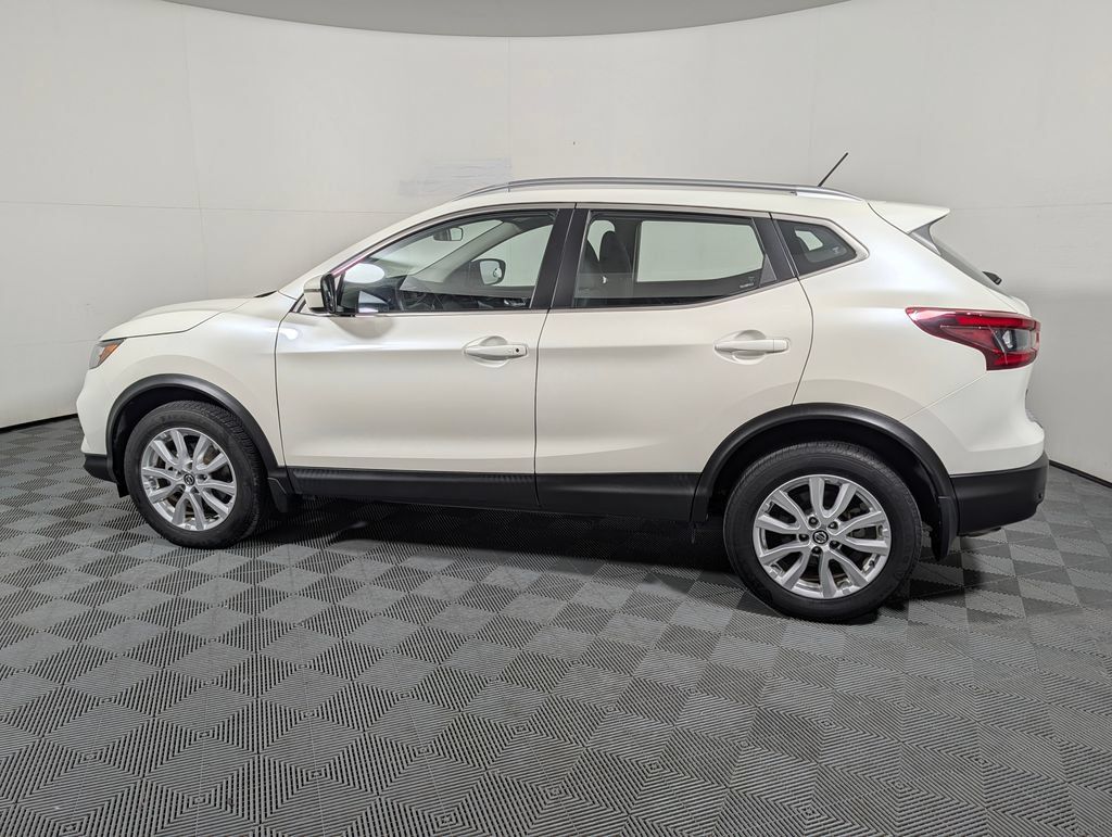 Used 2021 Nissan Rogue Sport SV FWD image 5