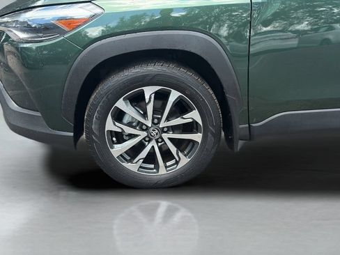 Used 2023 Toyota Corolla Cross XLE FWD image 24