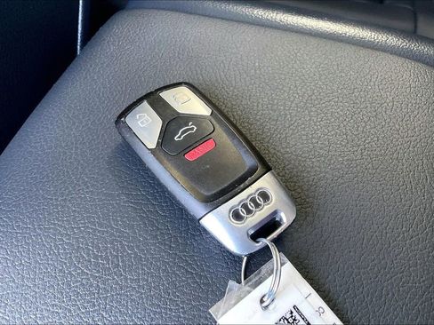 Used 2019 Audi Q5 2.0T Premium Plus w/ Premium Plus Package AWD/4WD image 12