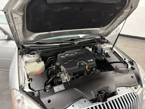 Used 2011 Buick Lucerne CXL w/ Driver Confidence Package FWD image 27
