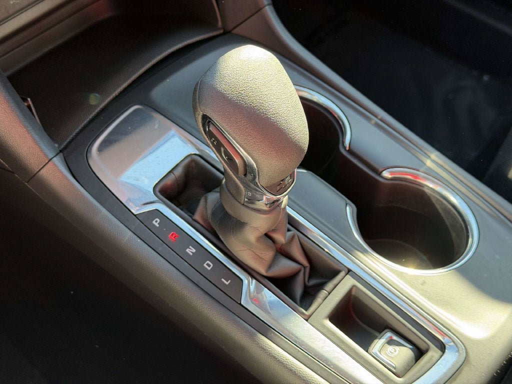 Used 2023 Chevrolet Equinox LS FWD image 30