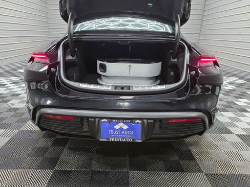 Used 2020 Porsche Taycan 4S AWD/4WD image 43