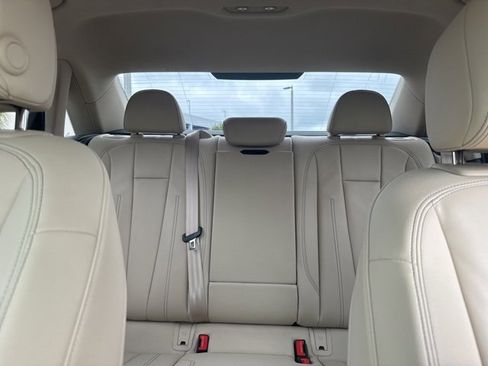 Used 2023 Audi A4 2.0T Premium w/ Convenience Package image 23
