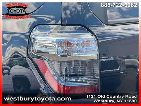 Certified 2024 Toyota 4Runner TRD Off-Road Premium AWD/4WD image 14