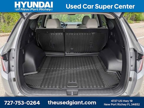 Used 2023 Hyundai Tucson SEL w/ Convenience Package FWD image 12
