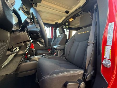 Used 2015 Jeep Wrangler Unlimited Sahara w/ Max Tow Package image 10