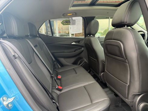 Used 2025 Buick Encore GX Sport Touring w/ Experience Buick Package AWD/4WD image 19
