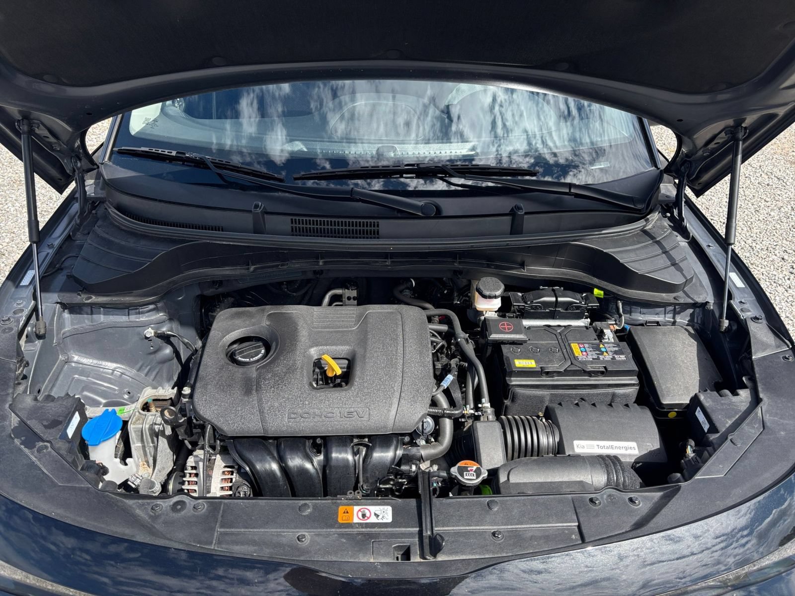 Used 2025 Kia Soul LX w/ LX Technology Package FWD image 30