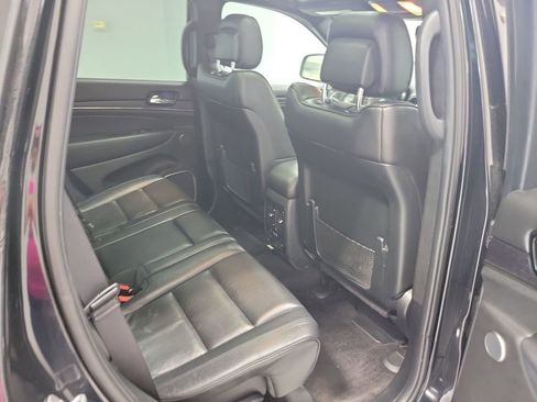 Used 2019 Jeep Grand Cherokee High Altitude AWD/4WD image 17