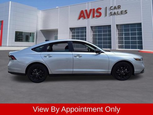 Used 2025 Honda Accord SE image 5