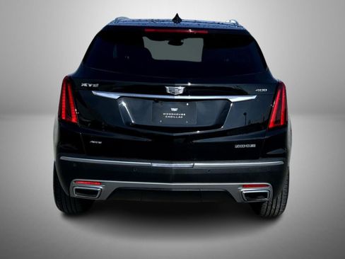 Certified 2023 Cadillac XT5 Premium Luxury w/ LPO, Floor Liner Package AWD/4WD image 6