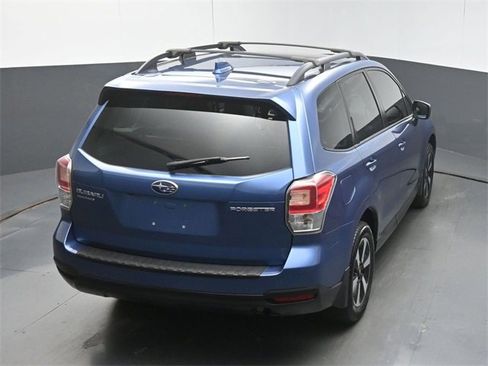 Used 2018 Subaru Forester 2.5i Premium w/ All-Weather Package image 47