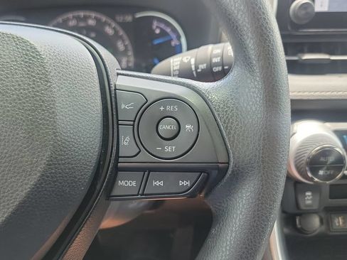Certified 2025 Toyota RAV4 XLE AWD/4WD image 21