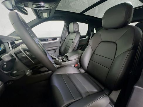 New 2026 Porsche Cayenne image 5