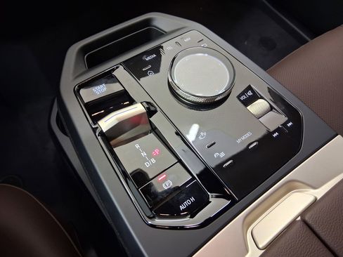 New 2026 BMW iX xDrive45 image 16