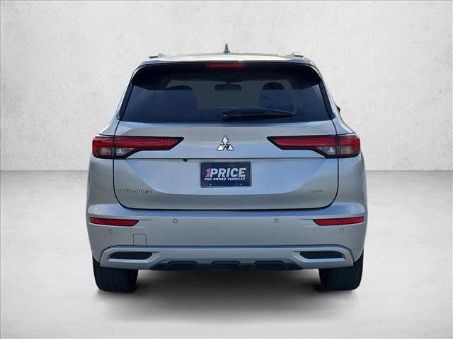 Used 2023 Mitsubishi Outlander SEL FWD image 6