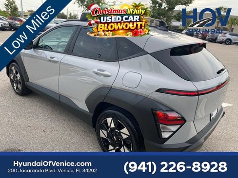 Certified 2024 Hyundai Kona SEL w/ Convenience Package FWD image 4