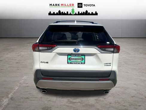 Certified 2022 Toyota RAV4 Limited AWD/4WD image 4