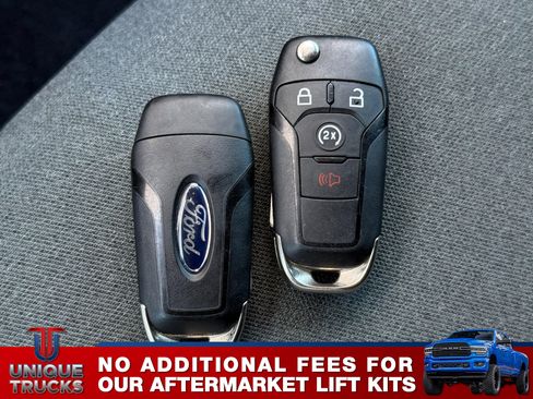 Used 2023 Ford F350 XLT AWD/4WD image 37