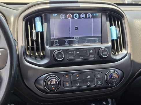 Used 2018 GMC Canyon All Terrain w/ Trailering Package AWD/4WD image 10