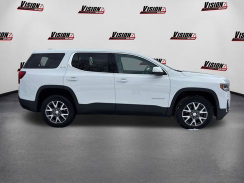 Used 2023 GMC Acadia SLE w/ LPO, Floor Liner Package image 4