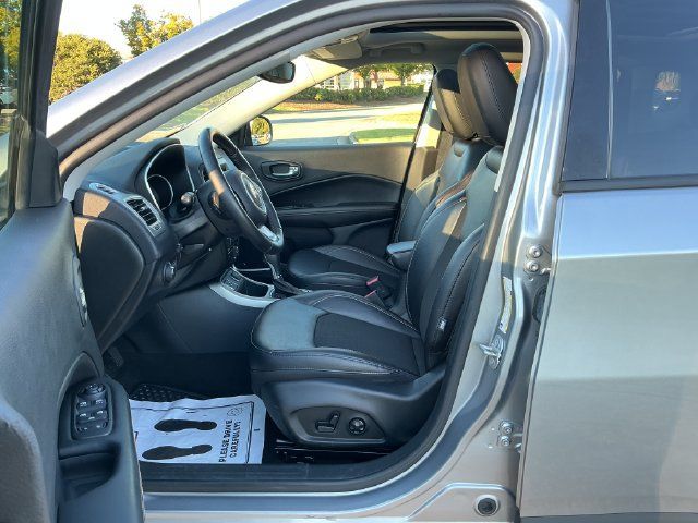 Used 2021 Jeep Compass Latitude w/ Sun and Sound Group FWD image 13