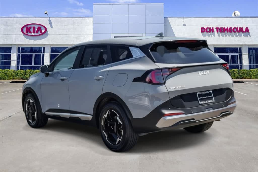 Used 2026 Kia Sportage EX FWD image 6