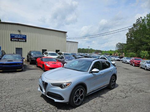 Used 2022 Alfa Romeo Stelvio Ti w/ Active Assist Plus Package image 5
