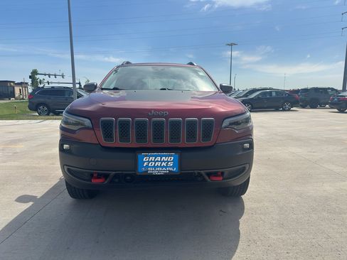 Used 2021 Jeep Cherokee Trailhawk AWD/4WD image 3