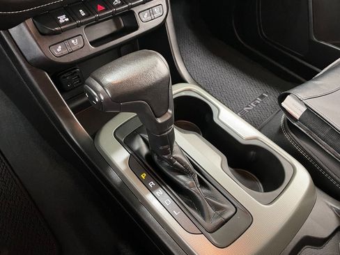 Used 2021 GMC Canyon Denali image 36