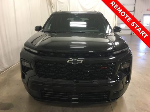 Used 2024 Chevrolet Traverse RS w/ LPO, Floor Liner Package image 9