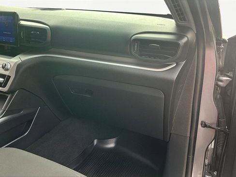 Used 2022 Ford Explorer XLT image 17