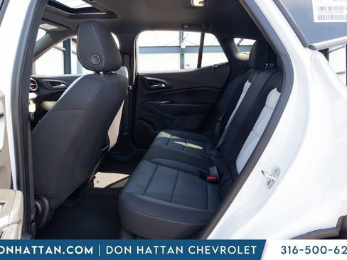 New 2026 Chevrolet Trax RS w/ Sunroof Package FWD image 17