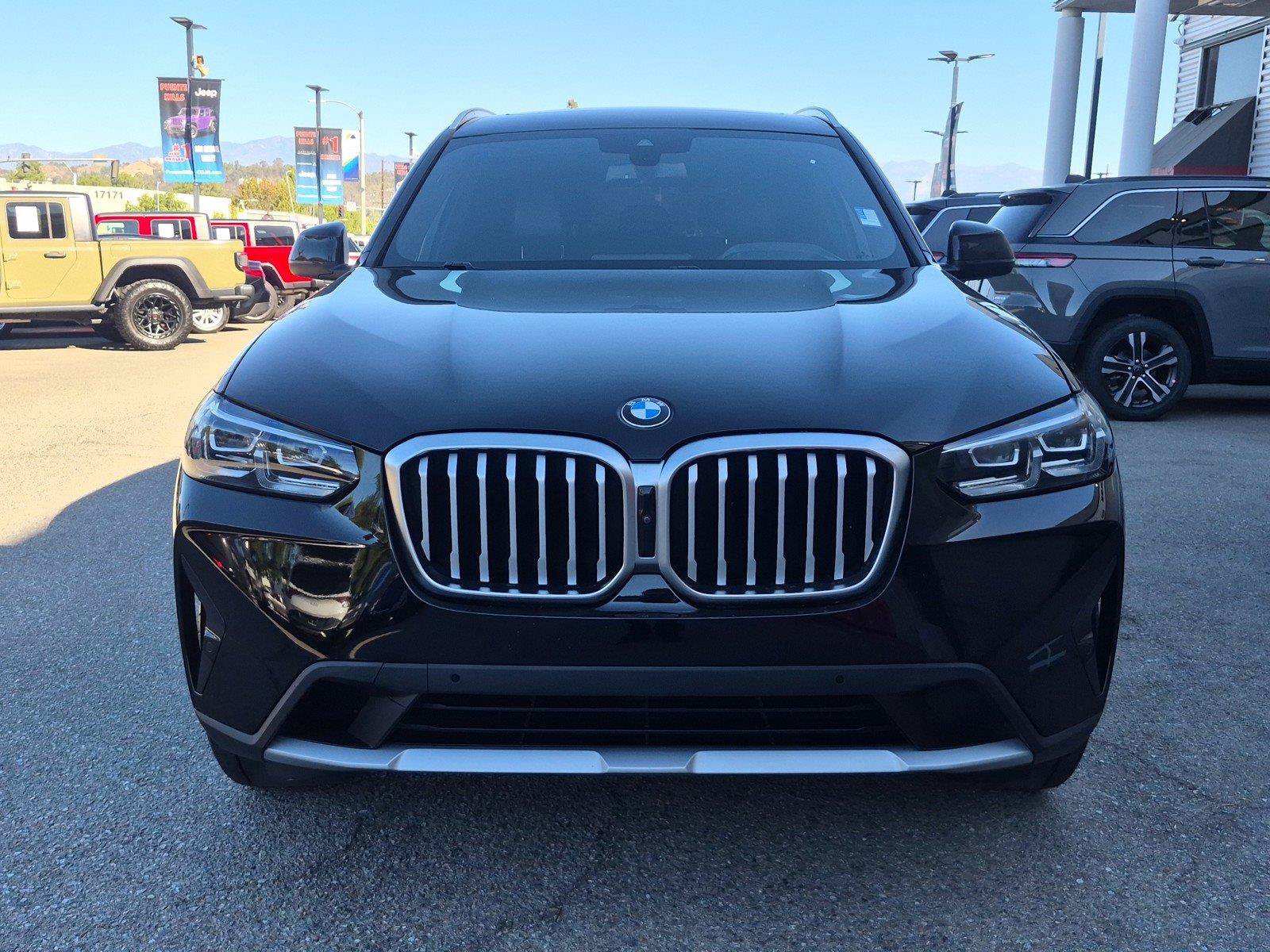 Used 2024 BMW X3 sDrive30i w/ Convenience Package w/ZPA RWD image 2