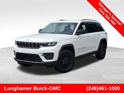 Used 2023 Jeep Grand Cherokee Laredo