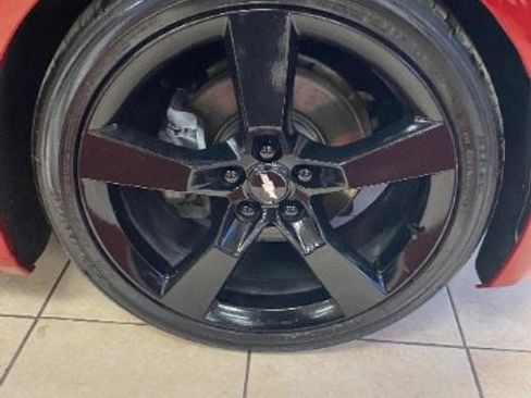 Used 2017 Chevrolet Camaro LT RWD image 25