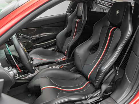 Certified 2020 Ferrari 488 Pista Coupe RWD image 5