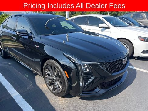 Used 2026 Cadillac CT5 V w/ Technology Package RWD image 9