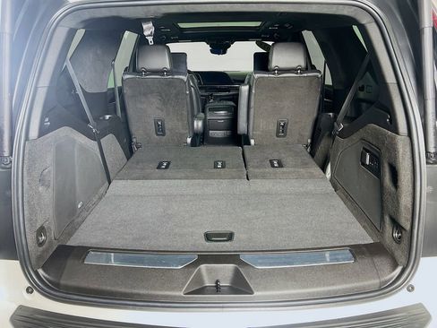 Used 2023 Cadillac Escalade V image 29