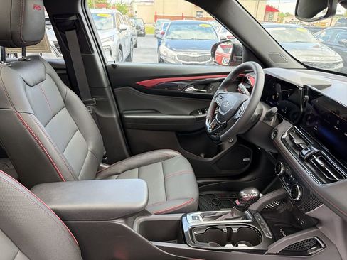 Used 2026 Chevrolet TrailBlazer RS w/ Convenience Package AWD/4WD image 15