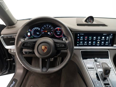 Certified 2022 Porsche Panamera 4 Platinum Edition image 22